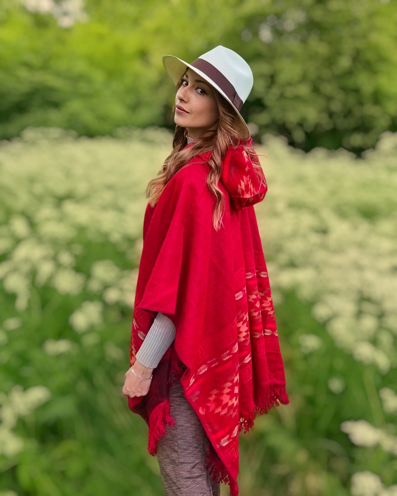 Poncho Rosanna - rood
