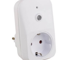 Interuttore (da vacanza) con sensore luce/buio