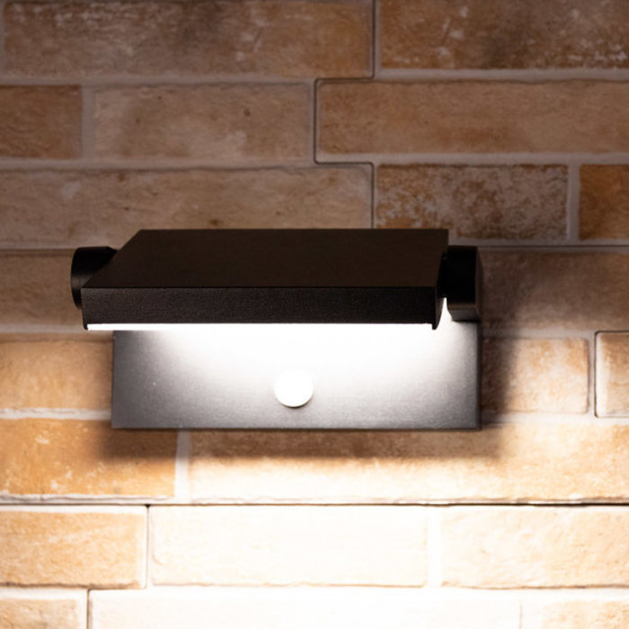 Lampada da parete regolabile Berlin con sensore - nero