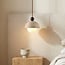 Lampada a sospensione Vara - travertino (pietra naturale), legno e vetro bianco latte