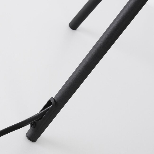 Lampada da tavolo Tenda in nero