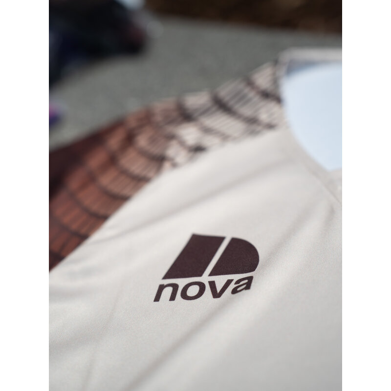 NOVA 25-26 I TRAINING I staf I SHIRT I volw - kind