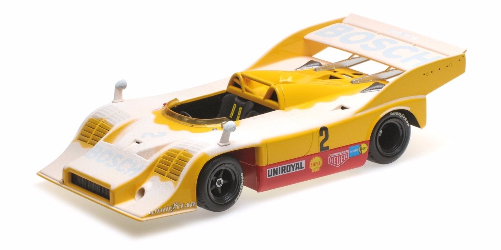 Schaalmodel 1:18 Porsche 917/10 Farewell in the snow Minichamps