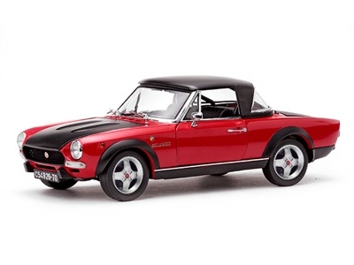 Schaalmodel 1:18 Fiat Spider CSA 1972 rood/zwart Sunstar