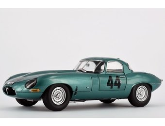 1:18 Jaguar E-Type Lightweight