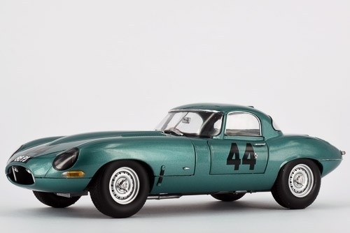 Schaalmodel 1:18 Jaguar E-Type Lightweight #44 Atkins Groen Paragon