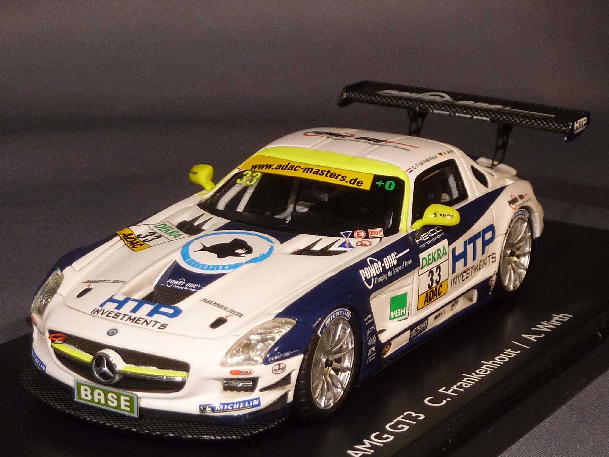 Schaalmodel 1:43 Mercedes-Benz SLS AMG GT3 #33 C. Frankenhout/ A. Wirth Schuco