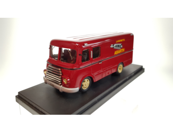 1:43 OM Furgone