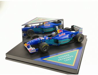 1:43 Red Bull Sauber Petronas C16