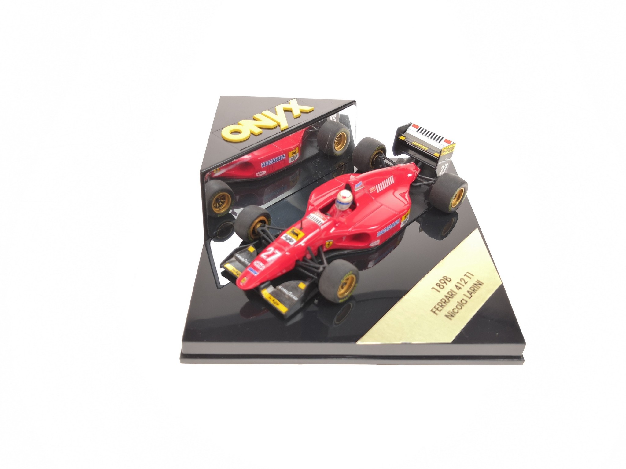 Schaalmodel 1:43 Ferrari 412 T1 #27 Nicola Larini Onyx