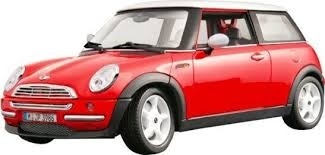 Schaalmodel 1:18 Mini Cooper 2001 Red Bburago