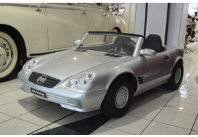Mercedes SL type petrol kidscar junior car