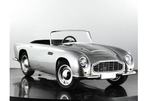 Aston Martin Volante junior car