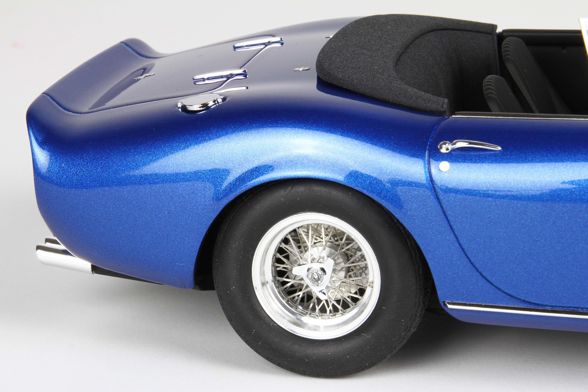 Schaalmodel 1:18 Ferrari 275 GTS/4 NART S/N 10453 Steve McQueen 1967 Blauw BBR