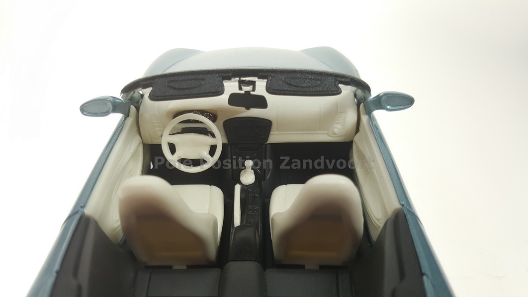 Schaalmodel 1:18 Porsche 911 Convertible Blauw Solido
