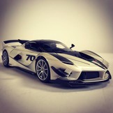 Schaalmodel 1:18 Ferrari FXX K Evoluzione #70 Bburago