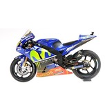 Schaalmodel 1:12 Yamaha YZR-M1 #46 Valentino Rossi Malaysian GP 2017 Dirty Version  Minichamps