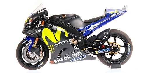 Schaalmodel 1:12 Yamaha YZR-M1 #46 Valentino Rossi, Test Valencia 2017 Minichamps