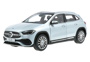 1:18 Mercedes GLA