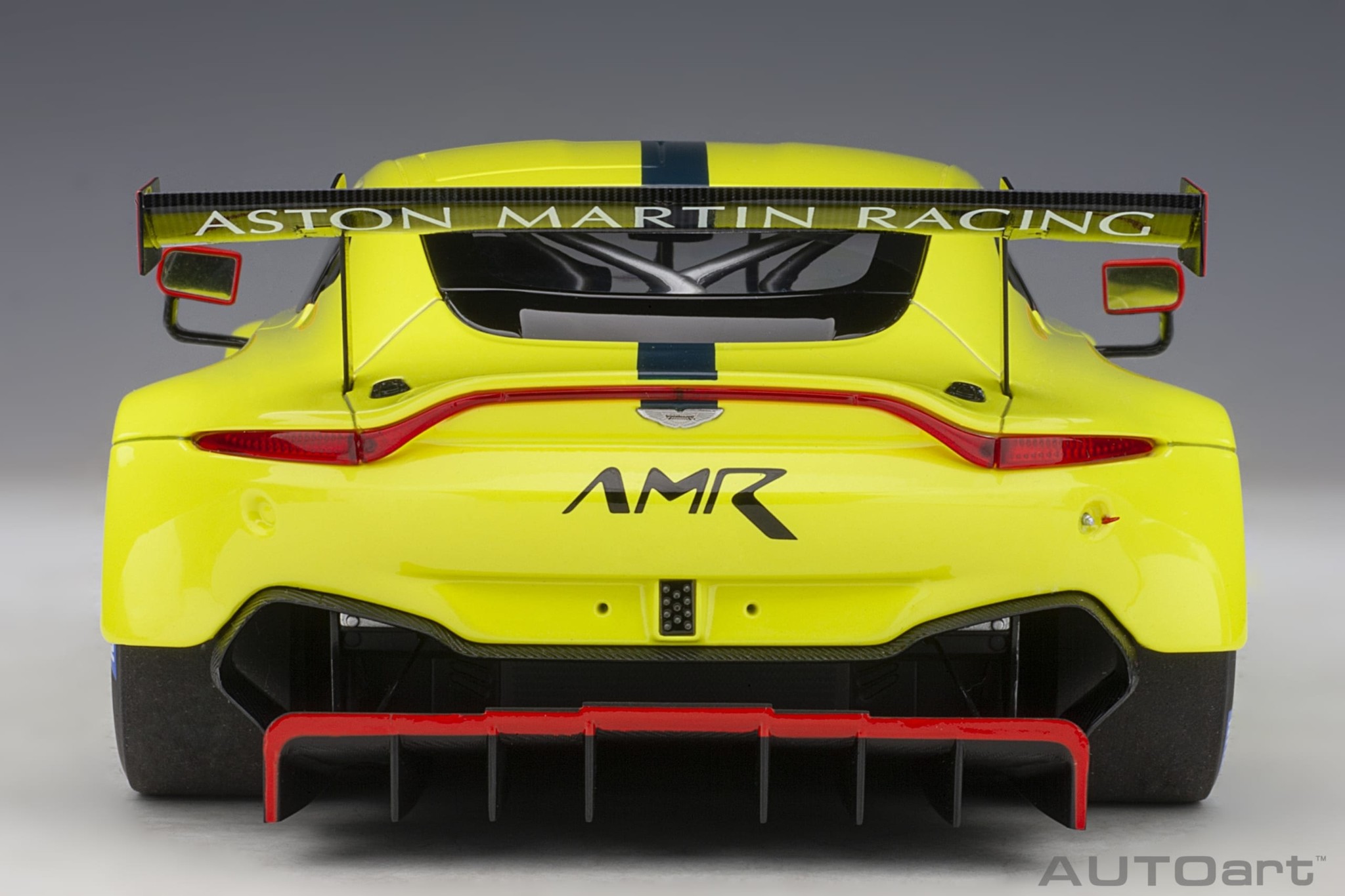 Schaalmodel 1:18 Aston Martin Vantage GTE Le Mans Pro Presentation