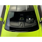 Schaalmodel 1:18 Aston Martin Vantage 2018 Lime Green FrontiArt