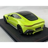 Schaalmodel 1:18 Aston Martin Vantage 2018 Lime Green FrontiArt