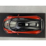 Schaalmodel 1:18 Koenigsegg Regera Ghost Package Candy Apple Red & Carbon FrontiArt