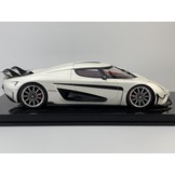 Scalemodel 1:18 Koenigsegg Regera 'Pearl White' FrontiArt