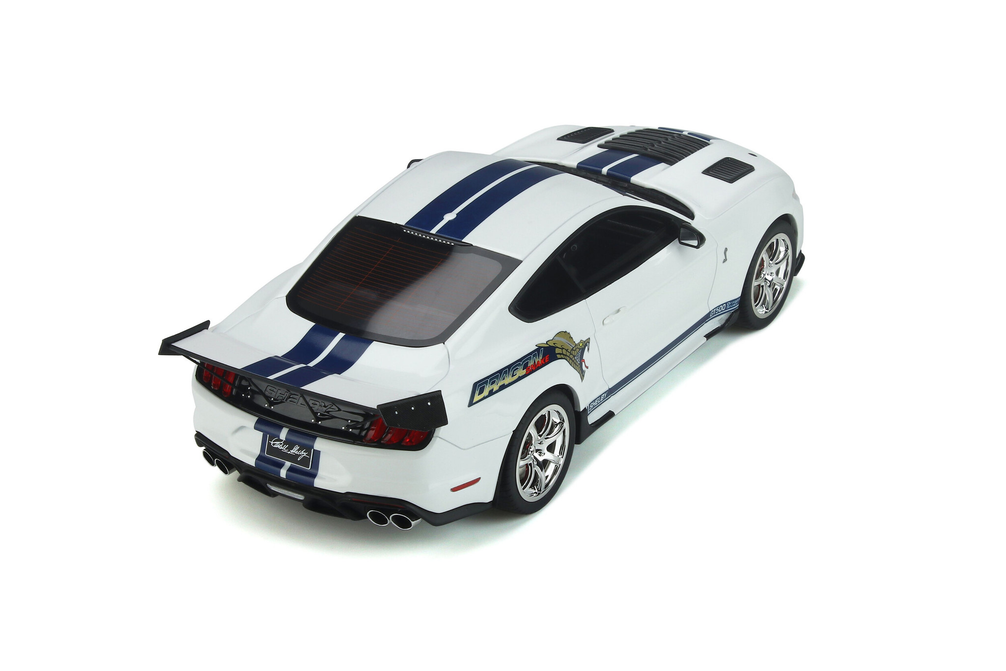 Scalemodel 1:18 Ford Mustang Shelby GT500 Dragon Snake GT Spirit