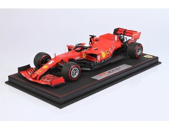 1:18 Scuderia Ferrari SF1000