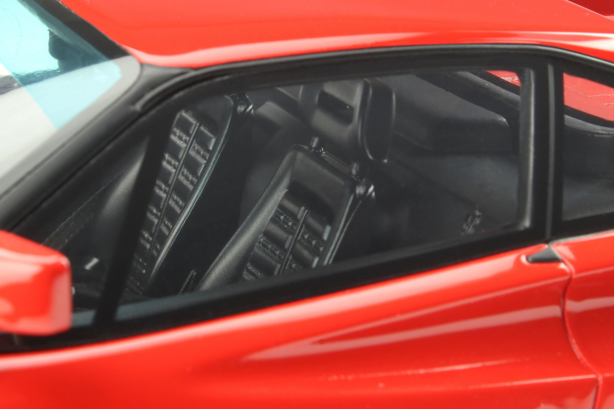 Schaalmodel 1:18 Ferrari 288 GTO Rood GT Spirit