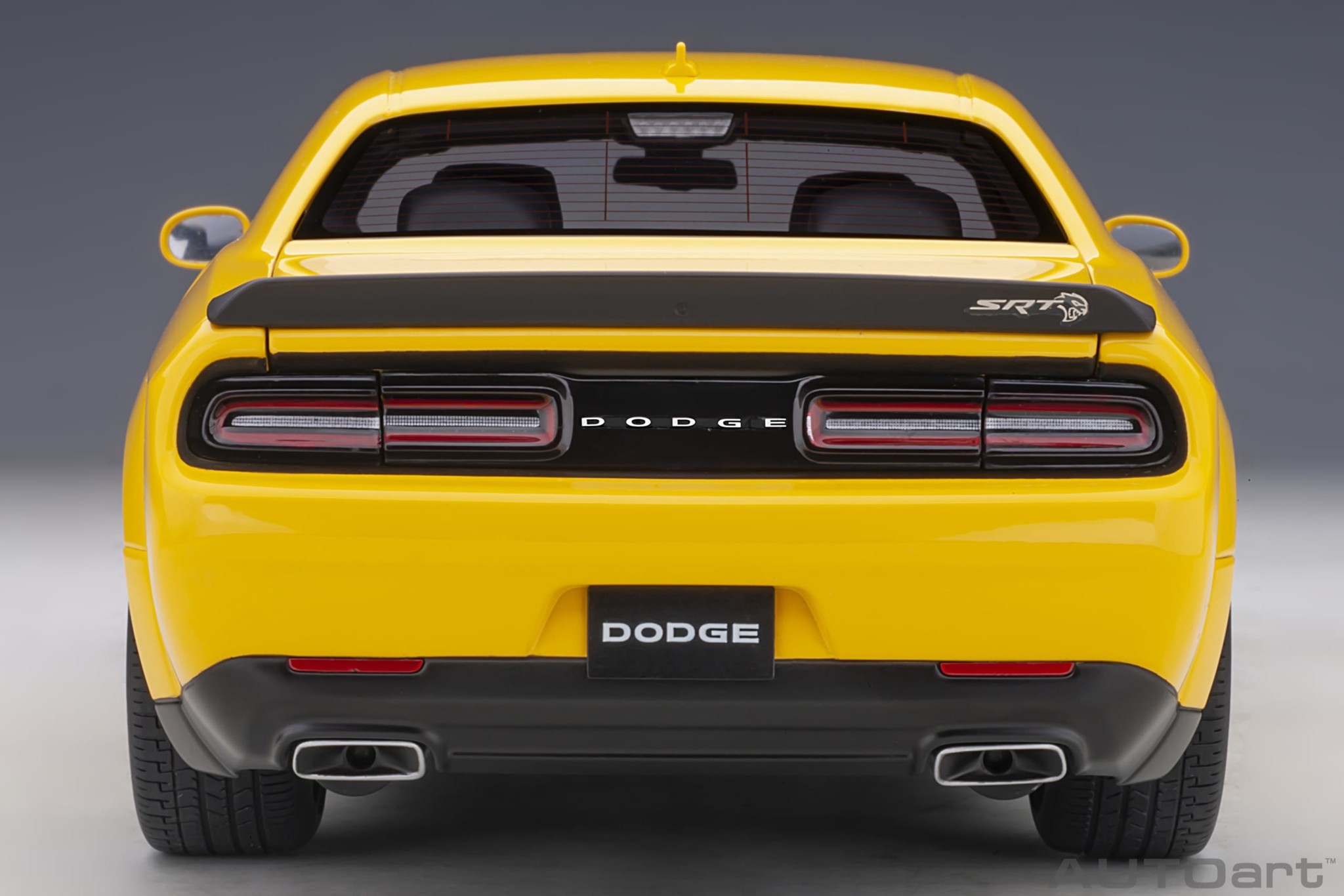Schaalmodel 1:18 Dodge Challenger SRT Hellcat Widebody 'Yellow' Autoart