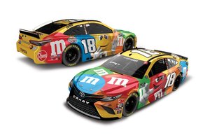 1:24 Toyota Camry Kyle Busch