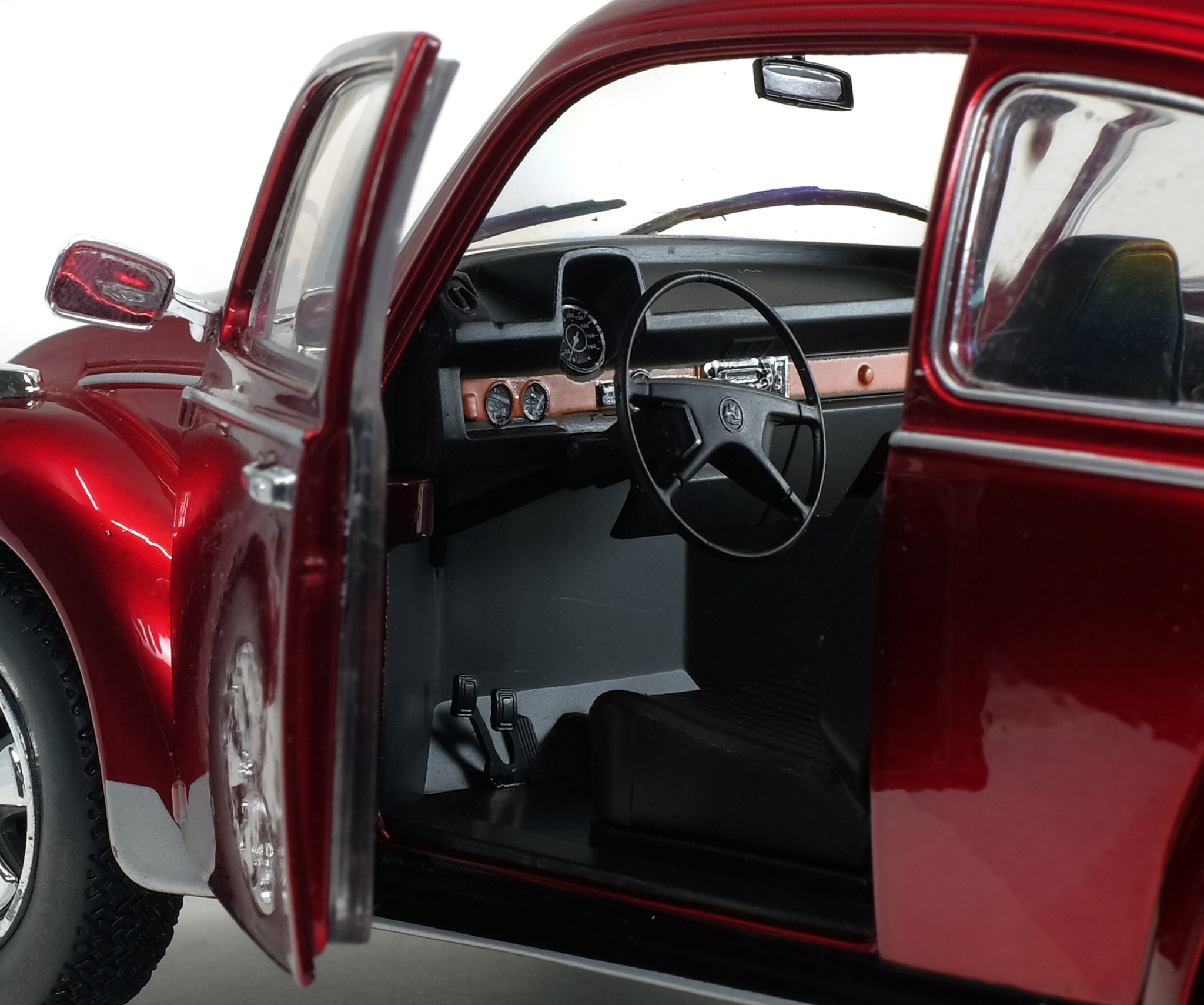 1:18 Volkswagen Beetle 1303 Custom 1974