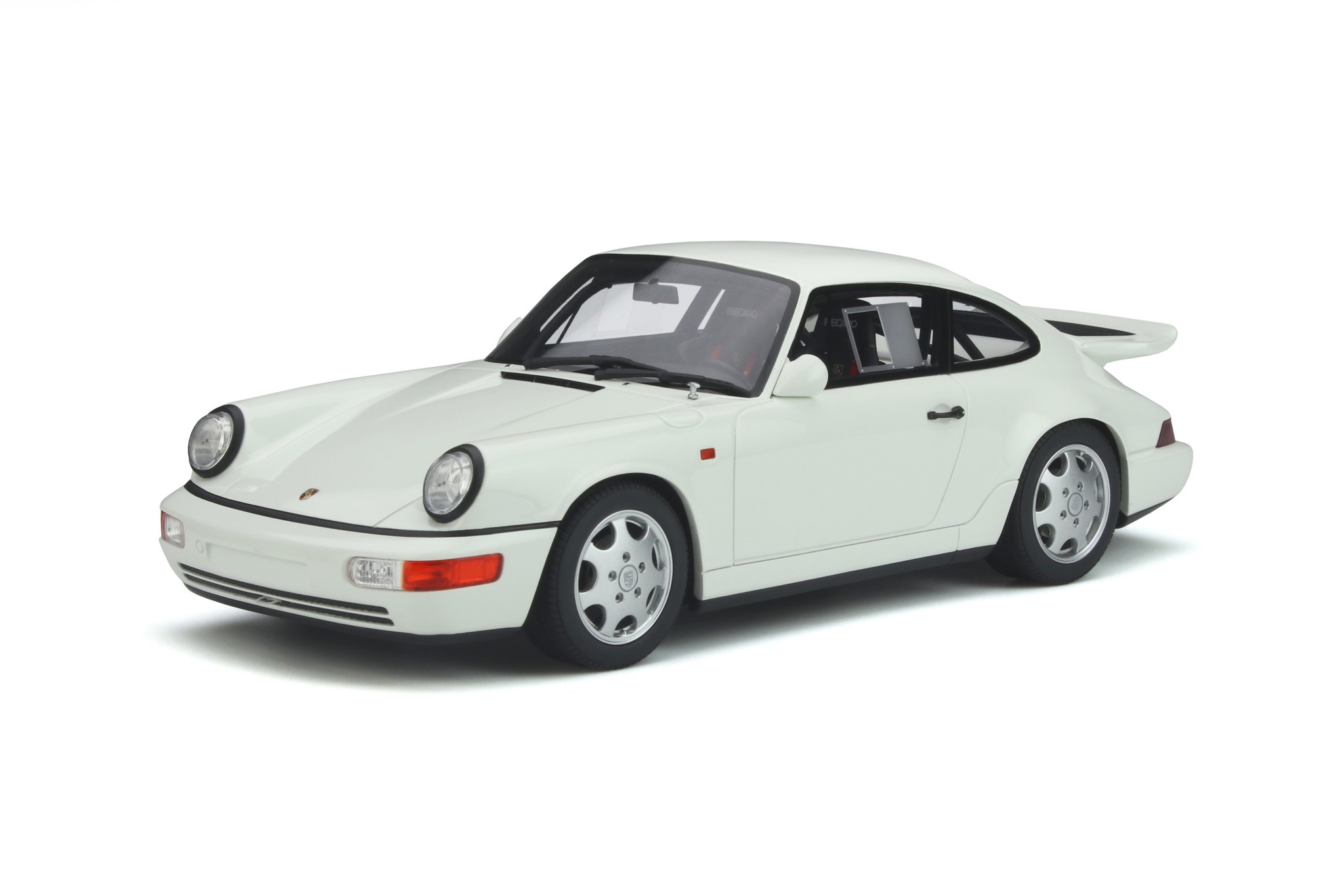 1:18 Porsche 911 (964) Carrera 4 Lightweight White GT Spirit