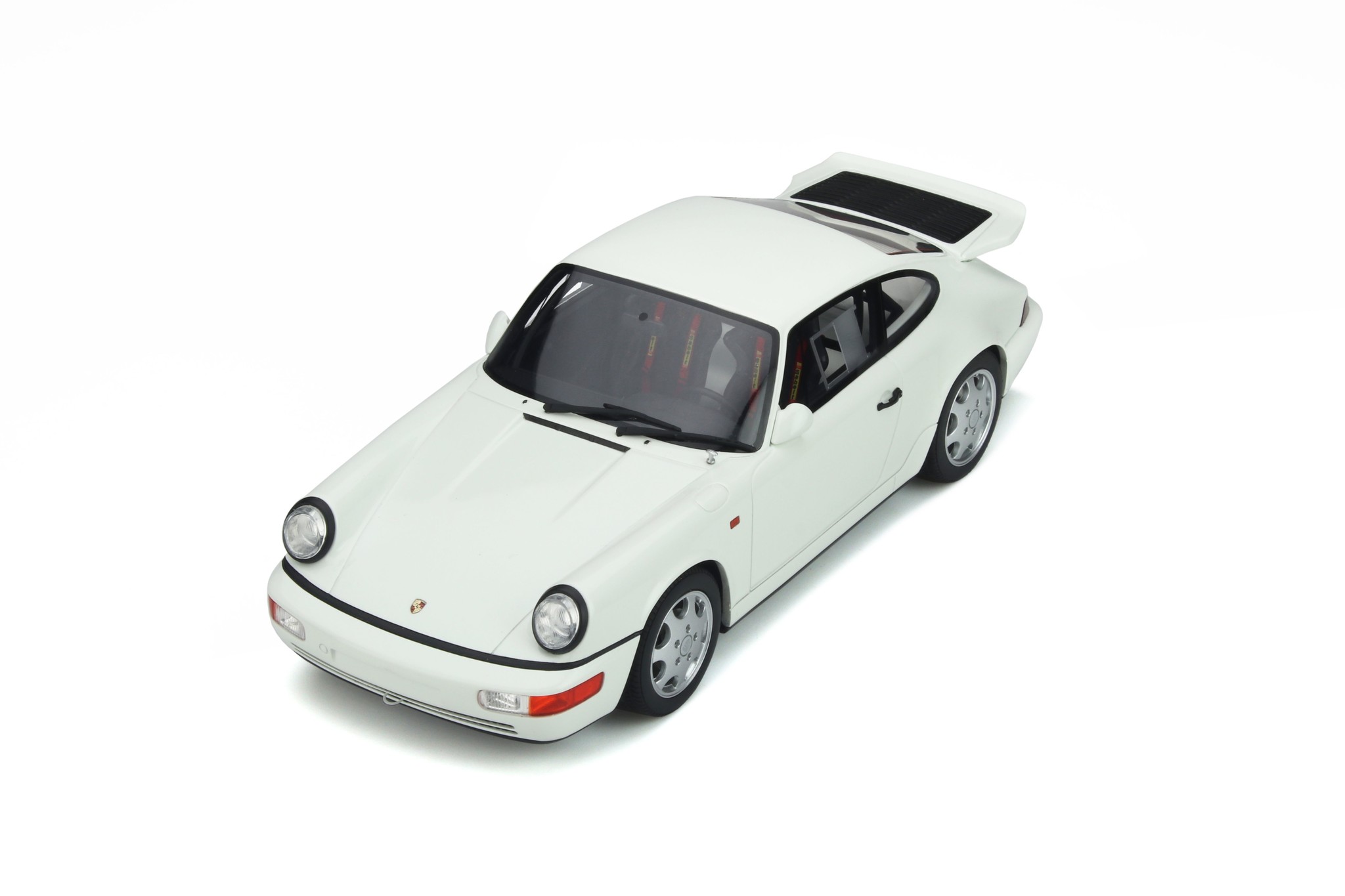 1:18 Porsche 911 (964) Carrera 4 Lightweight White GT Spirit