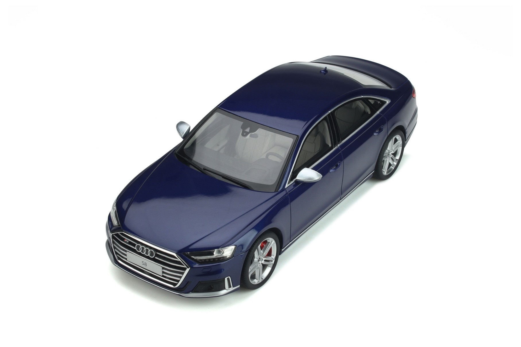 1:18 Audi S8 Navarra Blue GT Spirit