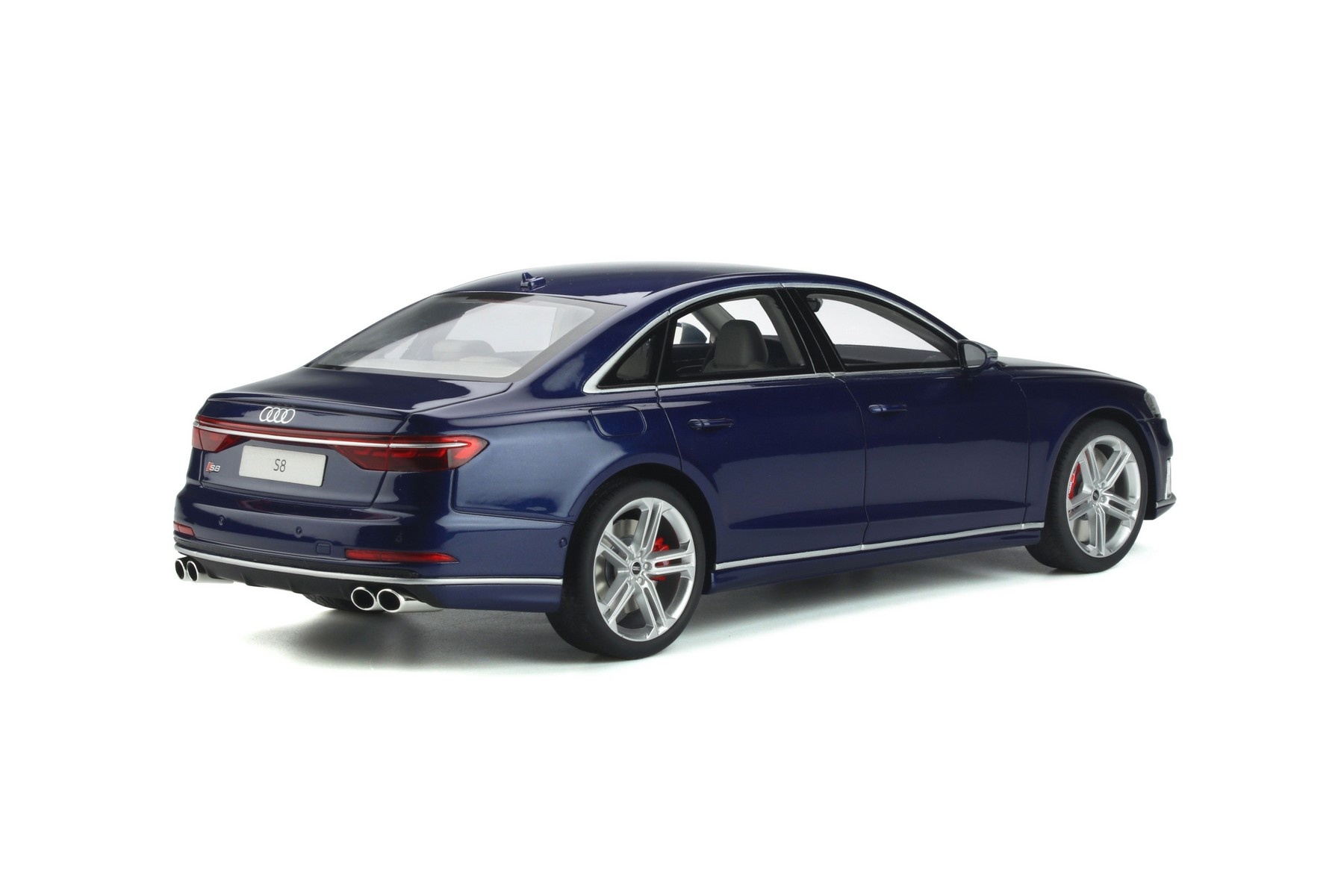 1:18 Audi S8 Navarra Blue GT Spirit