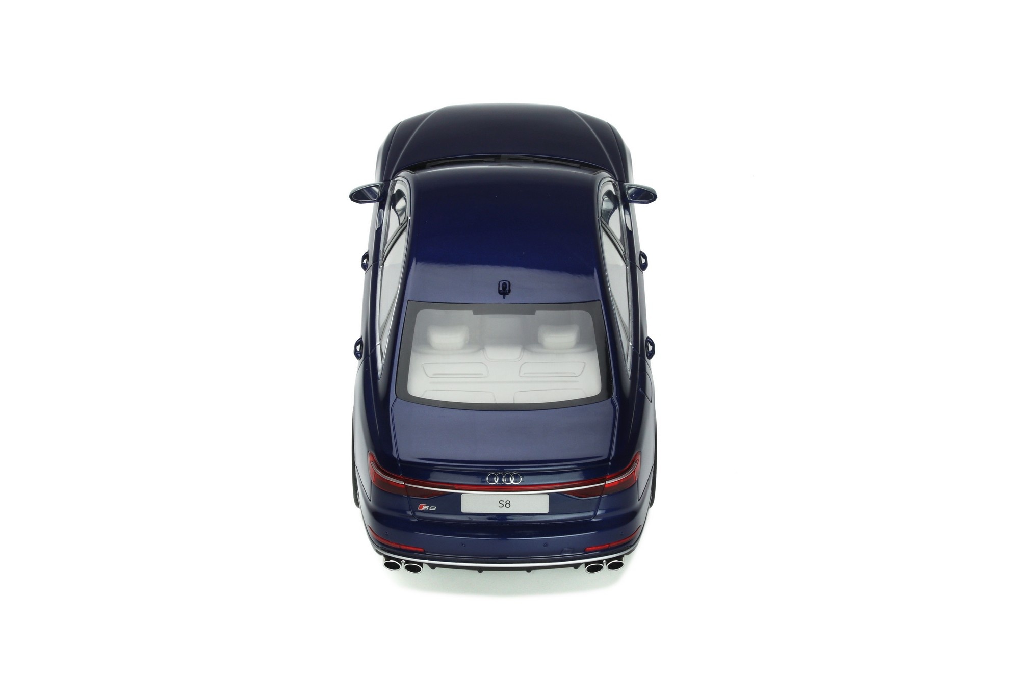 1:18 Audi S8 Navarra Blue GT Spirit