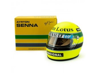 1:2 Helm Ayrton Senna