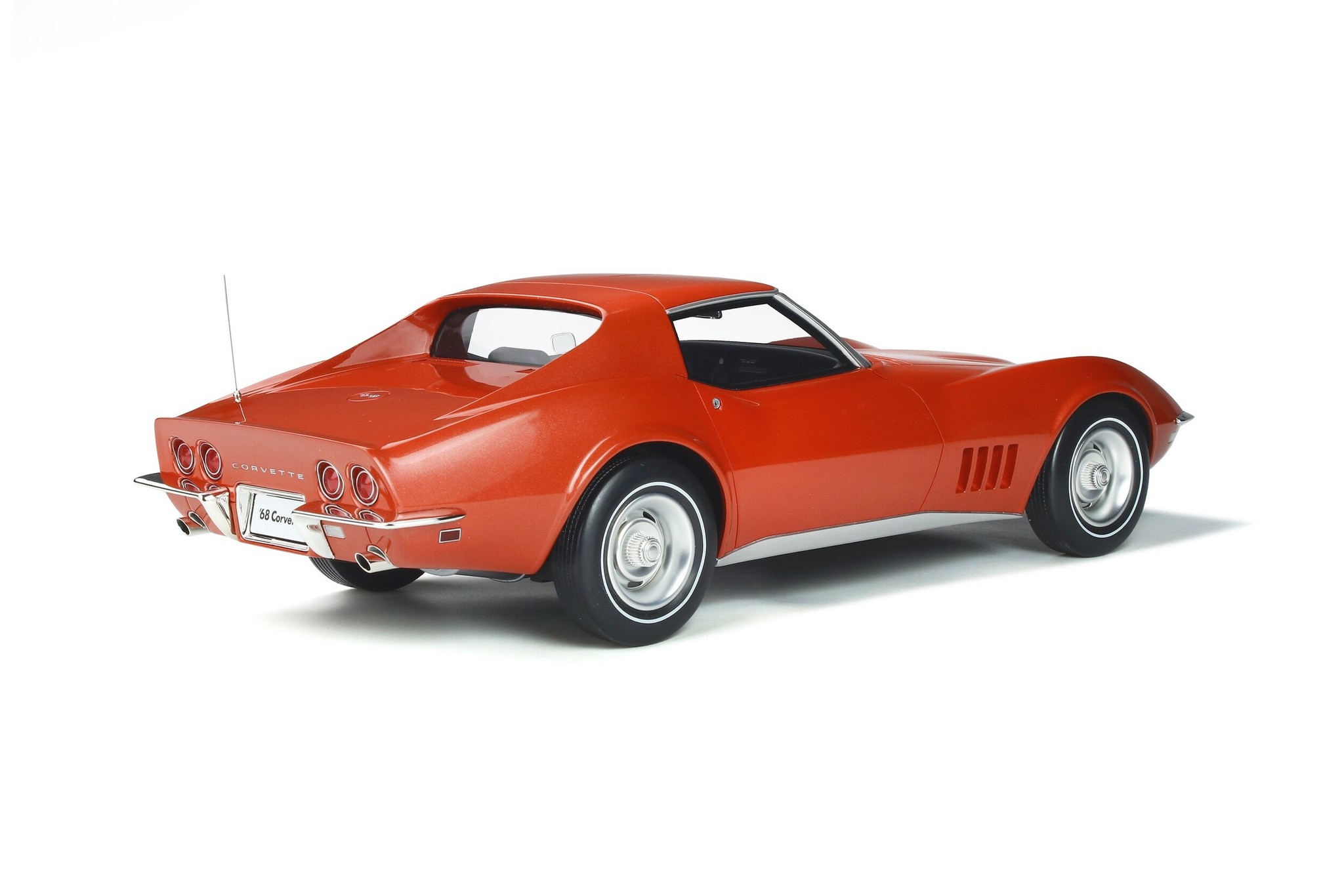 1:12 Chevrolet Corvette C3 1968 Rot GT Spirit