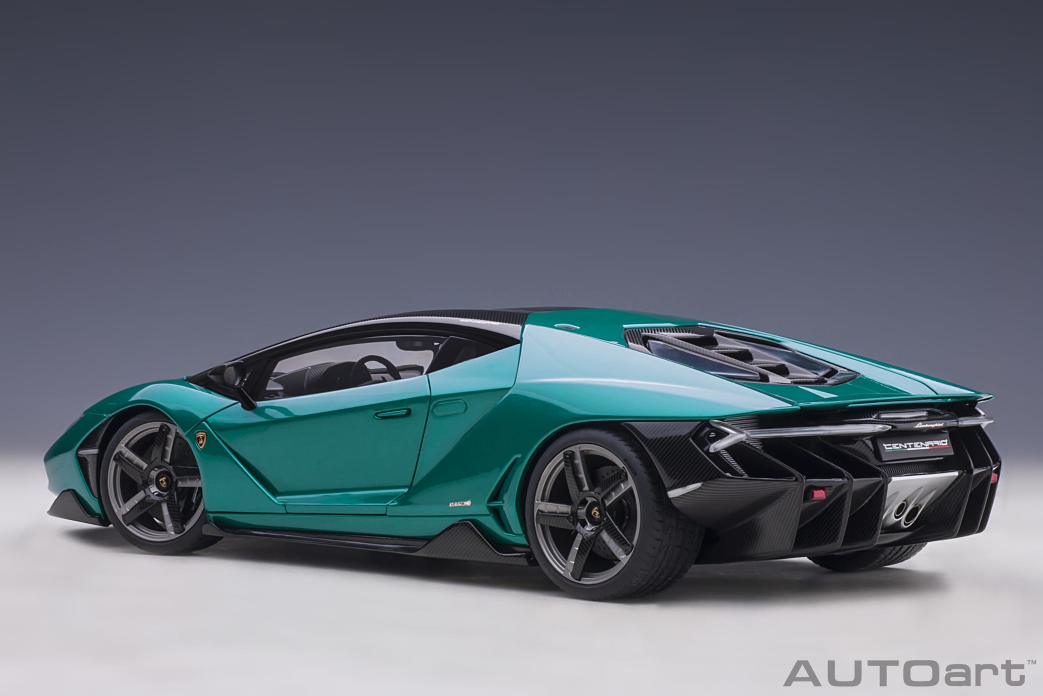 1:18 Lamborghini Centenario Verde Artemis AutoArt