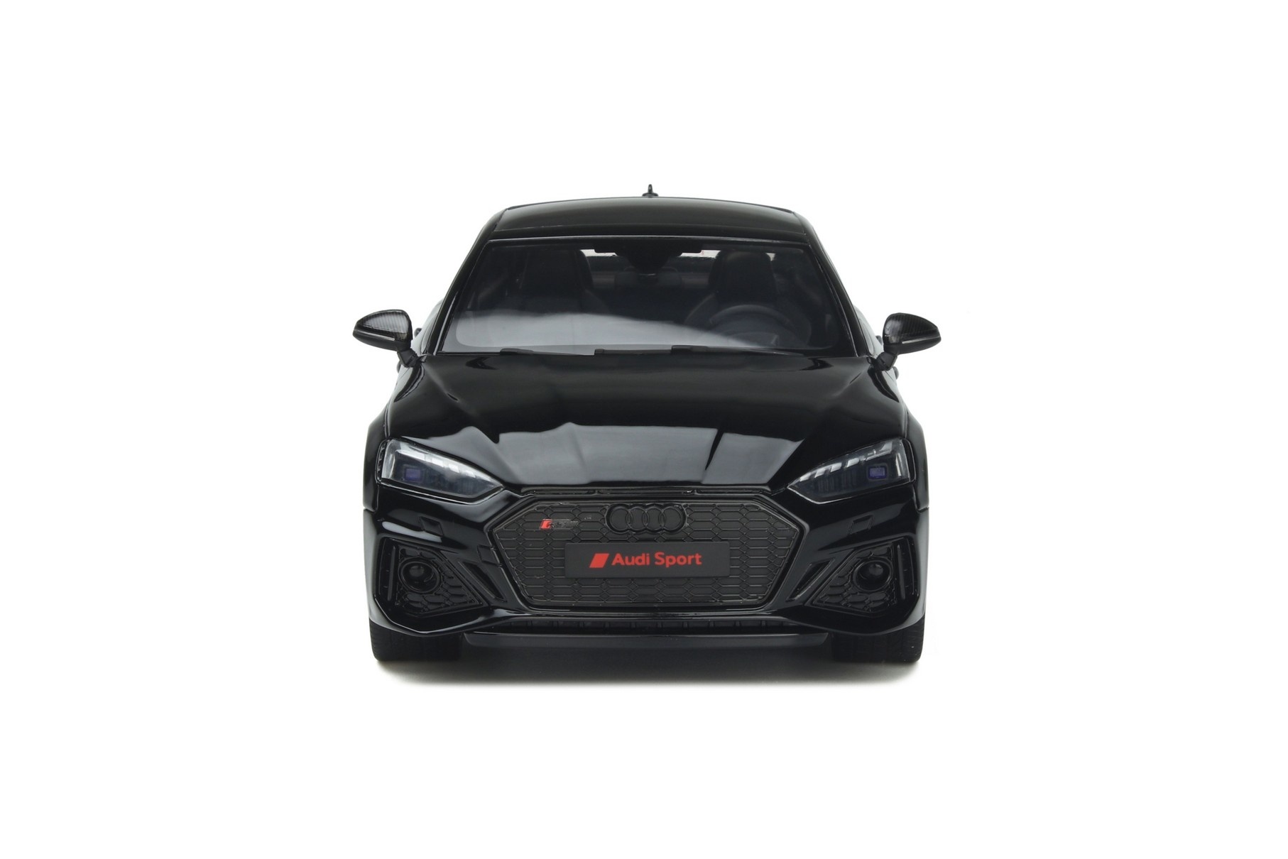 1:18 Audi RS5 B9 Sportback Black 2020 GT Spirit