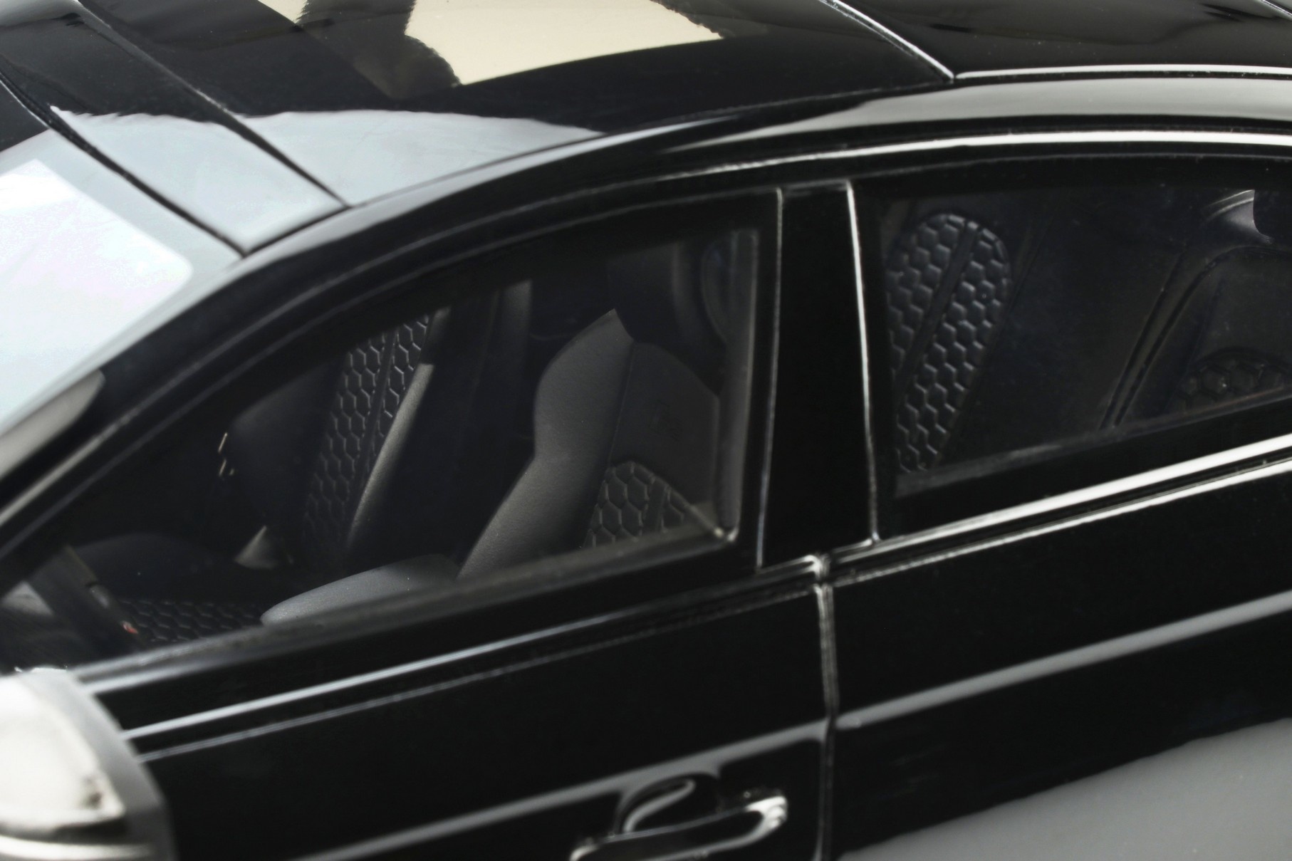 1:18 Audi RS5 B9 Sportback Black 2020 GT Spirit