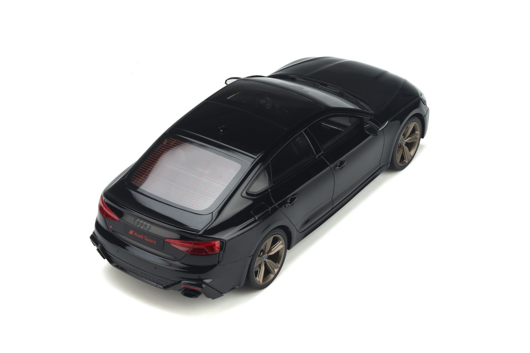 1:18 Audi RS5 B9 Sportback Black 2020 GT Spirit