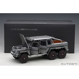 1:18 Mercedes-Benz G63 AMG 6x6 Designo Platinum Magno AutoArt