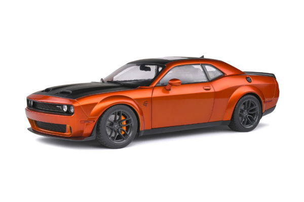 1:18 Dodge Challenger SRT Hellcat Redeye Widebody Oranje Solido