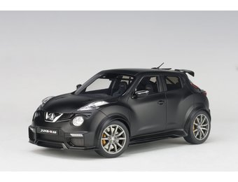 1:18 Nissan Juke R 2.0