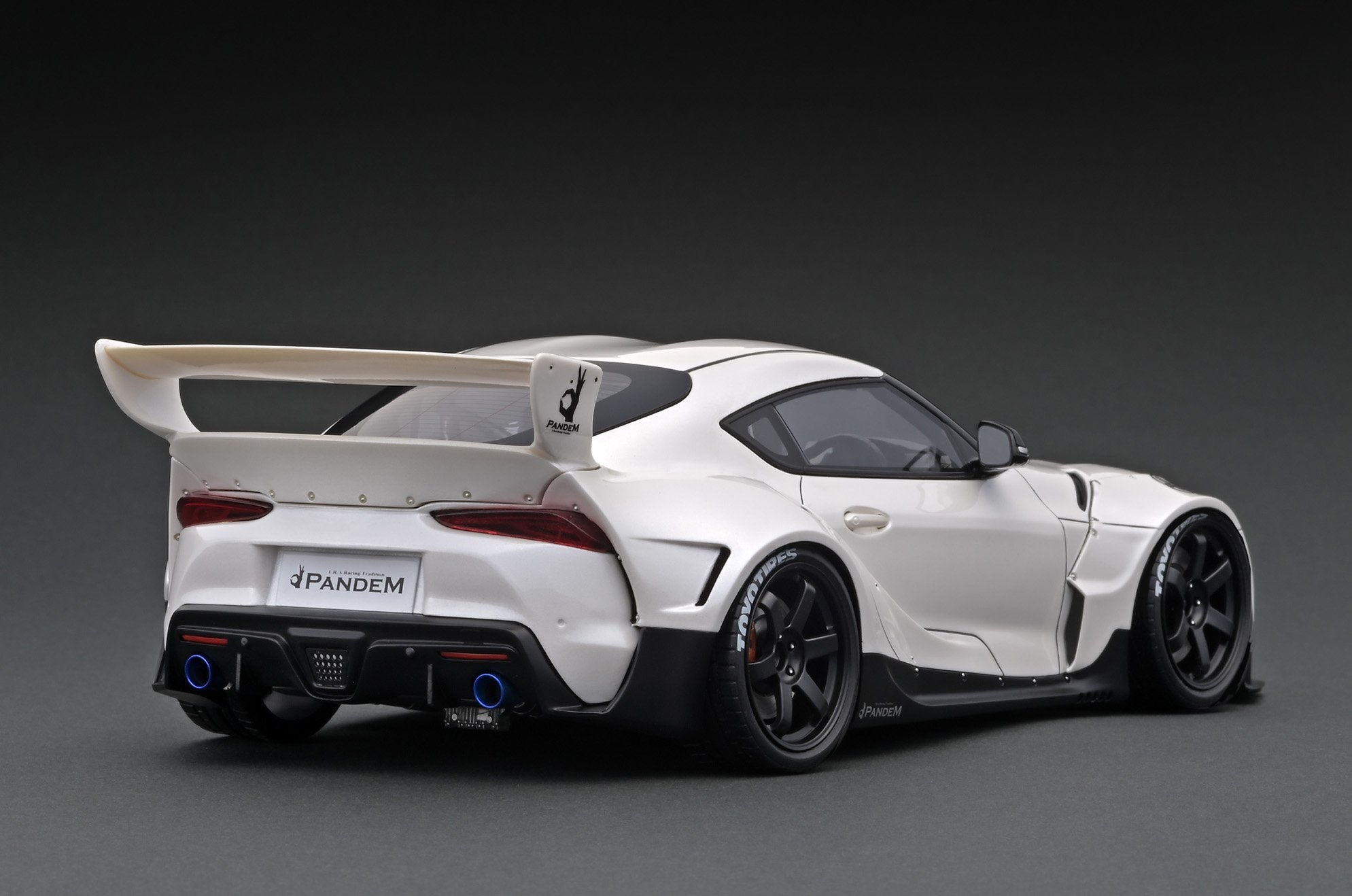 1:18 Toyota Supra (A90) Pandem / Rocket Bunny Pearl White