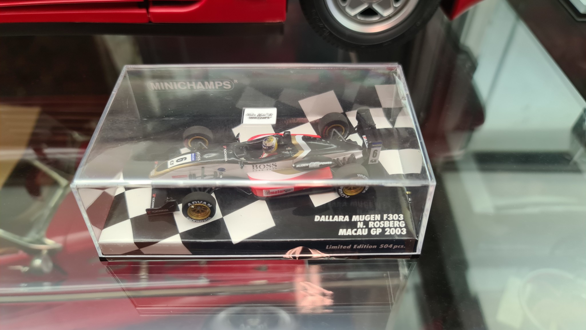 1:43 Dallara Mugen F303 Nico Rosberg Macau 2003 Minichamps